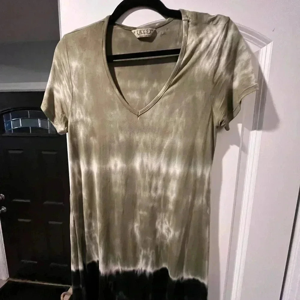 ~Tryst~ Tie Die Top - Small